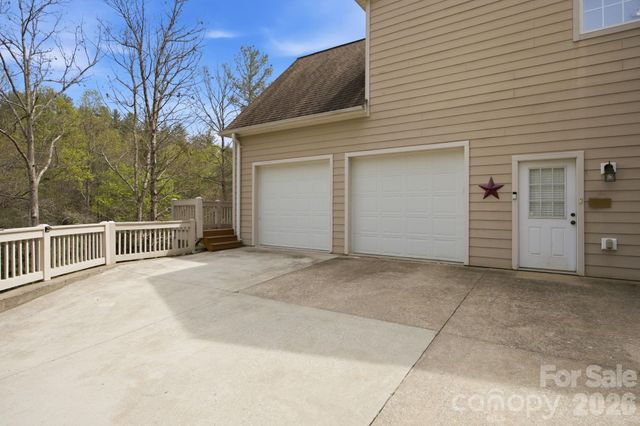 273 Cross Creek Drive, Marion, NC 28752