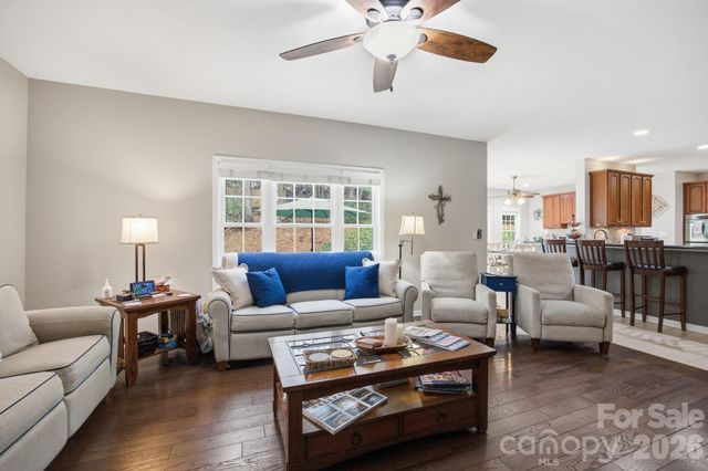 273 Cross Creek Drive, Marion, NC 28752