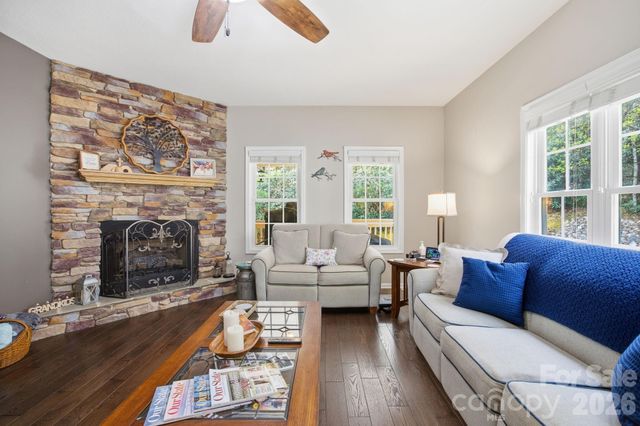 273 Cross Creek Drive, Marion, NC 28752