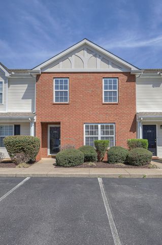 240 Arapaho Dr, Murfreesboro, TN 37128