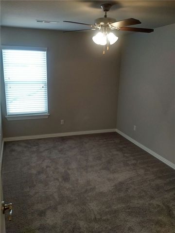 2737 Kilimanjaro Way, Rogers, AR 72758