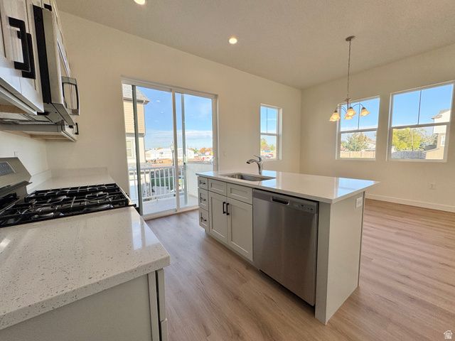 1678 N 1600 W, Layton, UT 84041