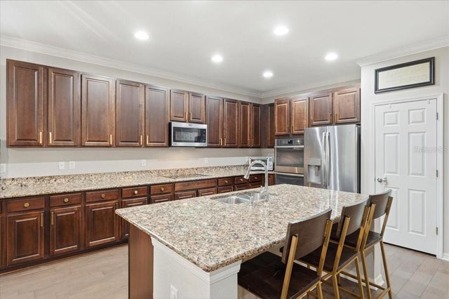 1740 VIA LAGO DRIVE, Lakeland, FL 33810