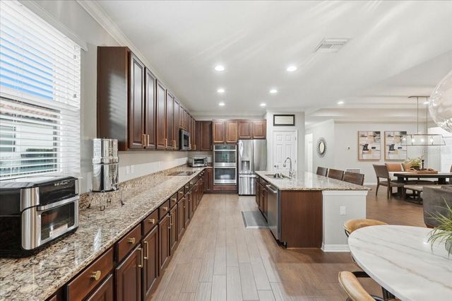 1740 VIA LAGO DRIVE, Lakeland, FL 33810