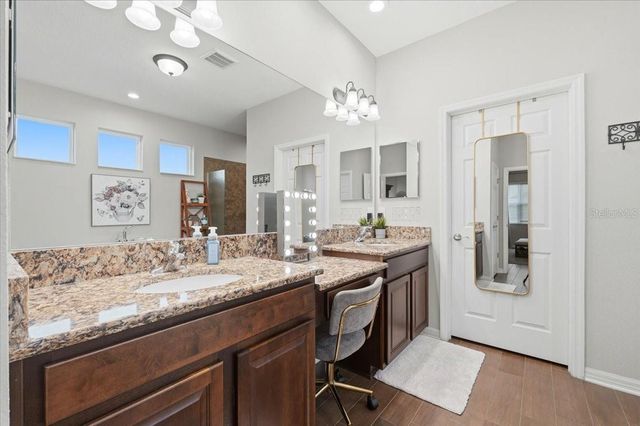 1740 VIA LAGO DRIVE, Lakeland, FL 33810