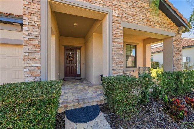 1740 VIA LAGO DRIVE, Lakeland, FL 33810