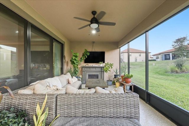 1740 VIA LAGO DRIVE, Lakeland, FL 33810