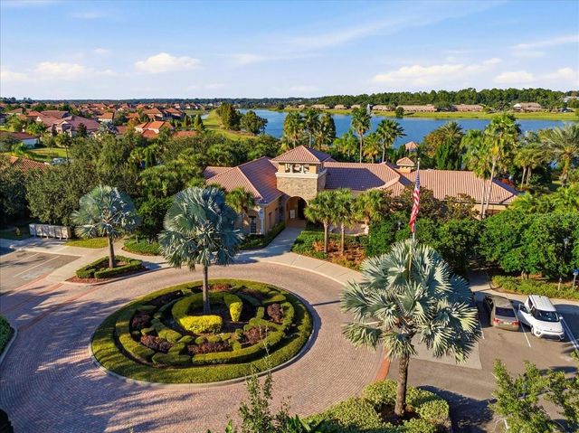 1740 VIA LAGO DRIVE, Lakeland, FL 33810