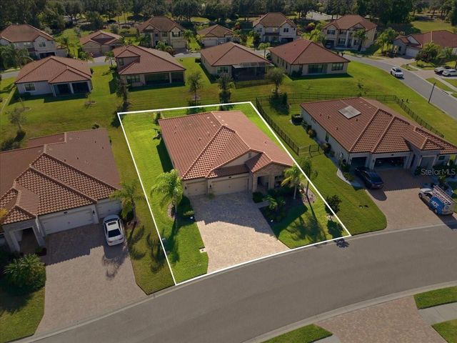 1740 VIA LAGO DRIVE, Lakeland, FL 33810