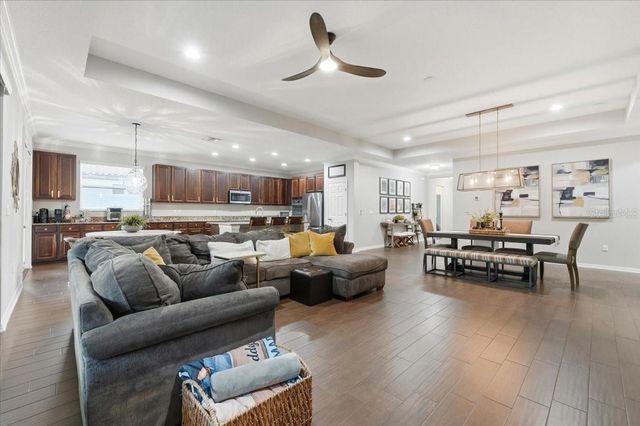 1740 VIA LAGO DRIVE, Lakeland, FL 33810