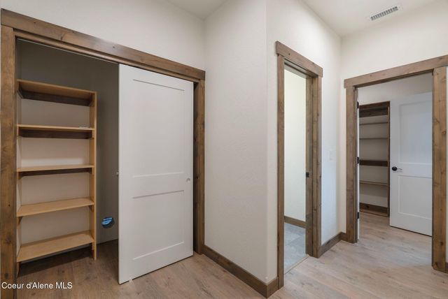 159 Backtrack RD, Sandpoint, ID 83864