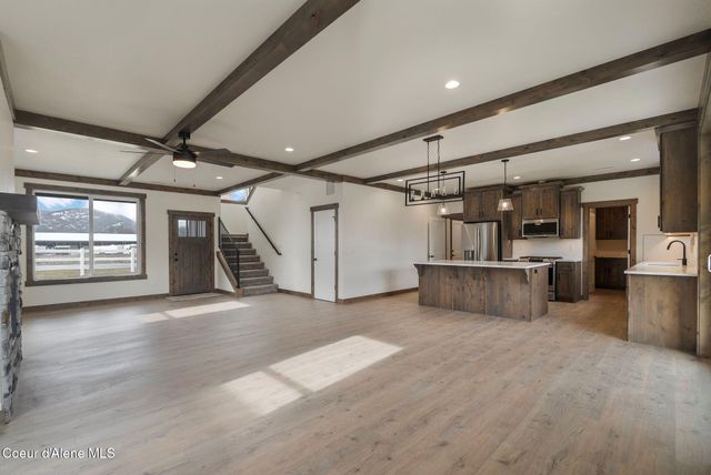 159 Backtrack RD, Sandpoint, ID 83864