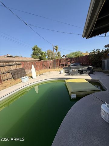 7102 N 17TH Drive, Phoenix, AZ 85021