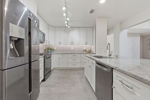 2607 Zachary Drive, Corinth, TX 76210