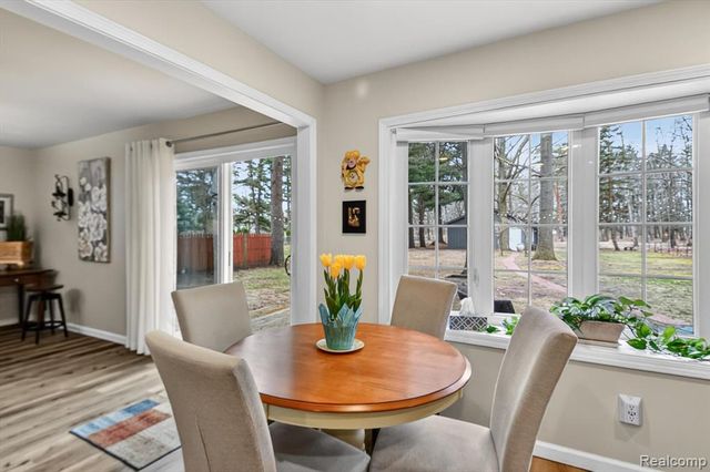 5569 Lakeshore Road, Fort Gratiot, MI 48059