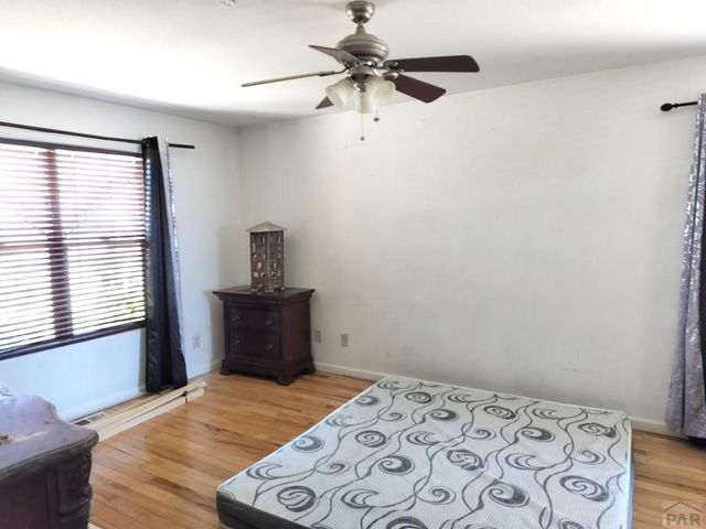 523 E Hahns Peak Ave, Pueblo West, CO 81007