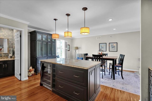 1907 MEADOW LN, Reading, PA 19610