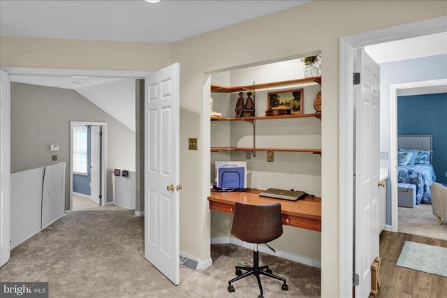 1907 MEADOW LN, Reading, PA 19610