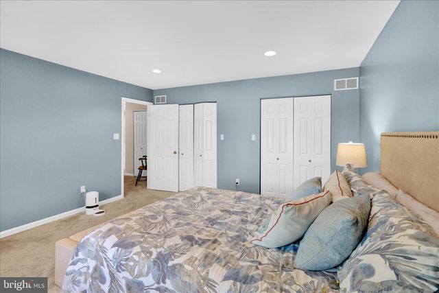 1907 MEADOW LN, Reading, PA 19610