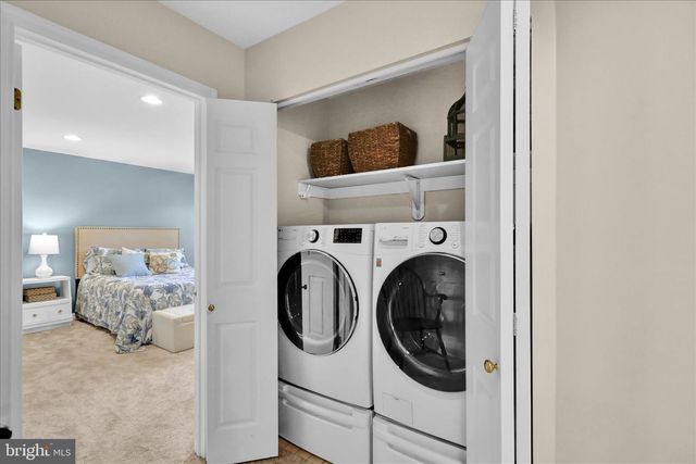 1907 MEADOW LN, Reading, PA 19610