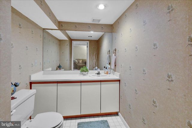 1907 MEADOW LN, Reading, PA 19610