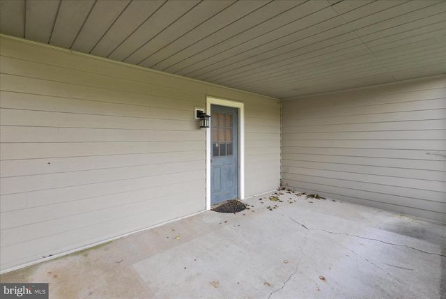 1907 MEADOW LN, Reading, PA 19610