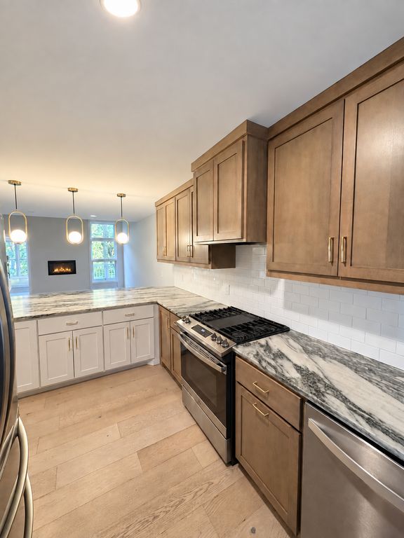 734 Sullivan Way NE, Columbia Heights, MN 55421 — photo 2