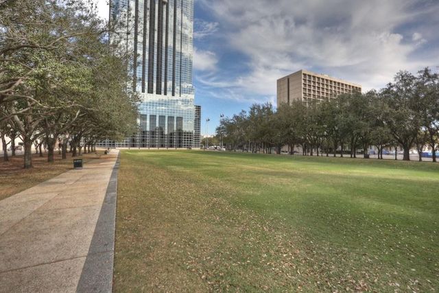 5150 Hidalgo Street 1205, Houston, TX 77056