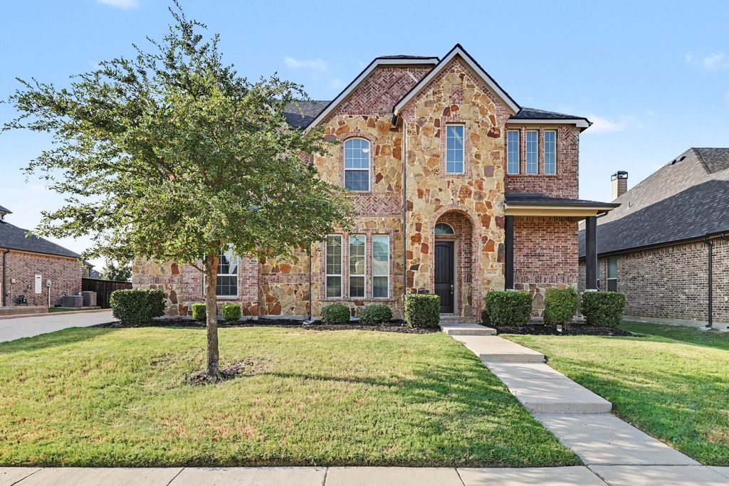 1616 Canals Drive, Little Elm, TX 75068 — exterior
