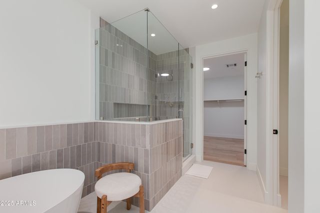 5000 N CAMELBACK RIDGE Drive 206, Scottsdale, AZ 85251