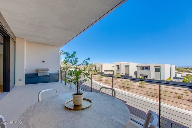 5000 N CAMELBACK RIDGE Drive 206, Scottsdale, AZ 85251
