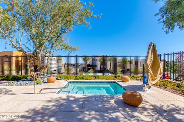 5000 N CAMELBACK RIDGE Drive 206, Scottsdale, AZ 85251