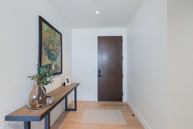 5000 N CAMELBACK RIDGE Drive 206, Scottsdale, AZ 85251