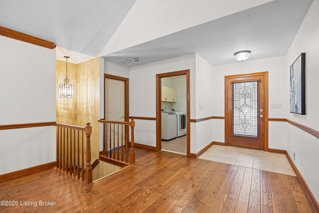 8710 Wooded Trail Ct, Louisville, KY 40220