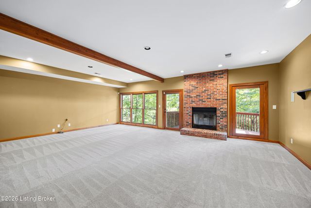 8710 Wooded Trail Ct, Louisville, KY 40220