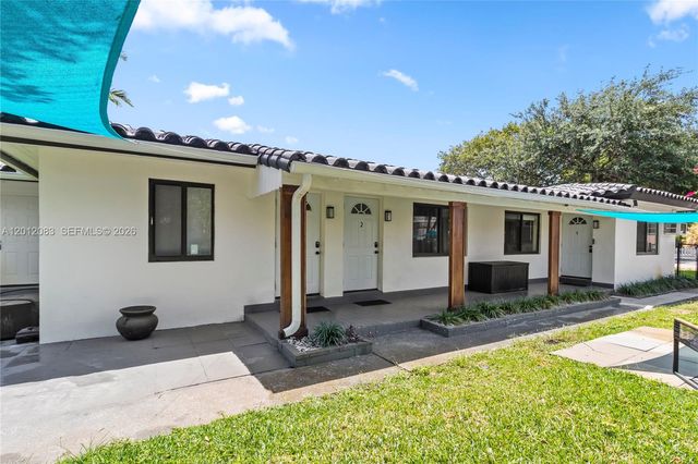 715 NE 6th St 1-3, Hallandale Beach, FL 33009