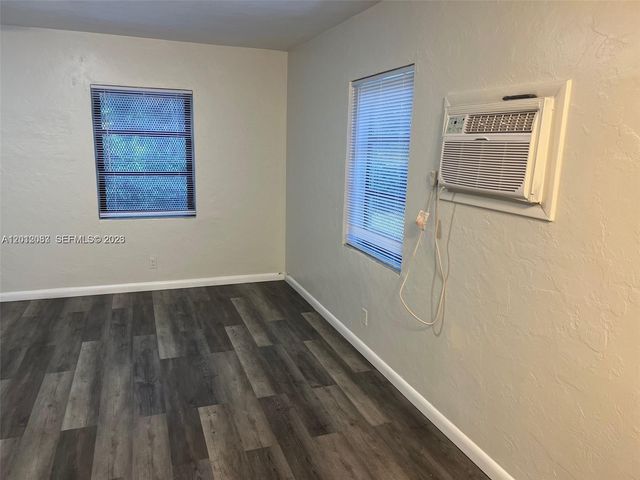 715 NE 6th St 1-3, Hallandale Beach, FL 33009