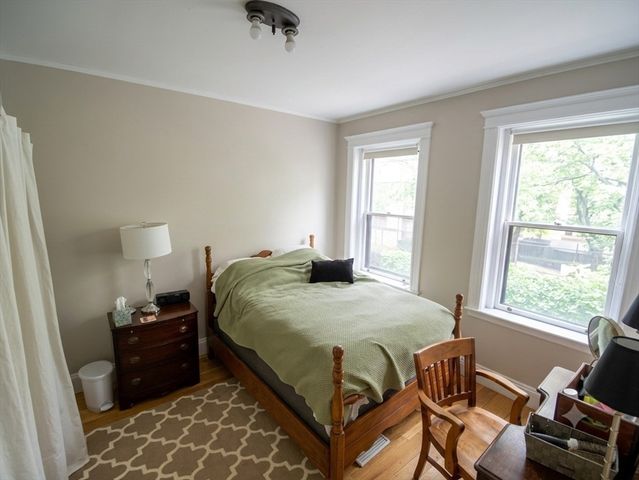 1 Crawford St 2, Cambridge, MA 02139