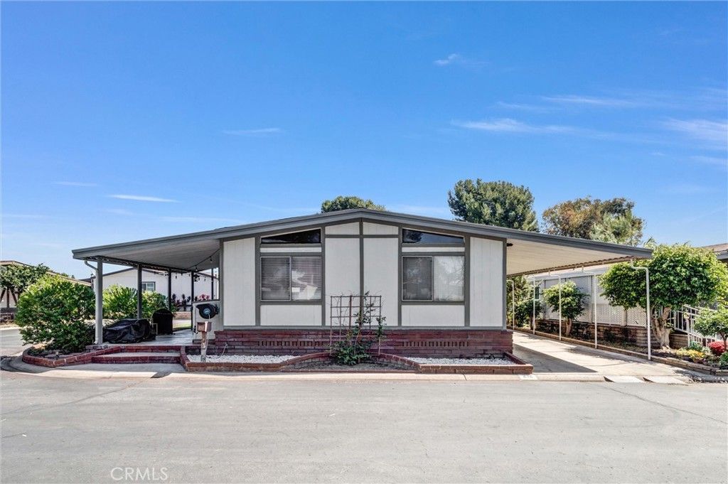 1919 W Coronet Avenue 212, Anaheim, CA 92801 — photo 2