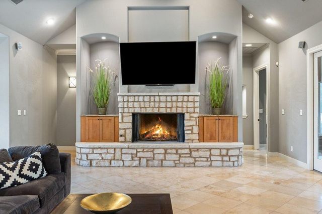 17201 Rocky Ridge RD, Austin, TX 78734