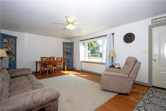 13506 Kauffman Avenue, Sterling, OH 44276