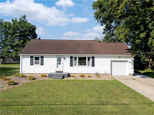 13506 Kauffman Avenue, Sterling, OH 44276
