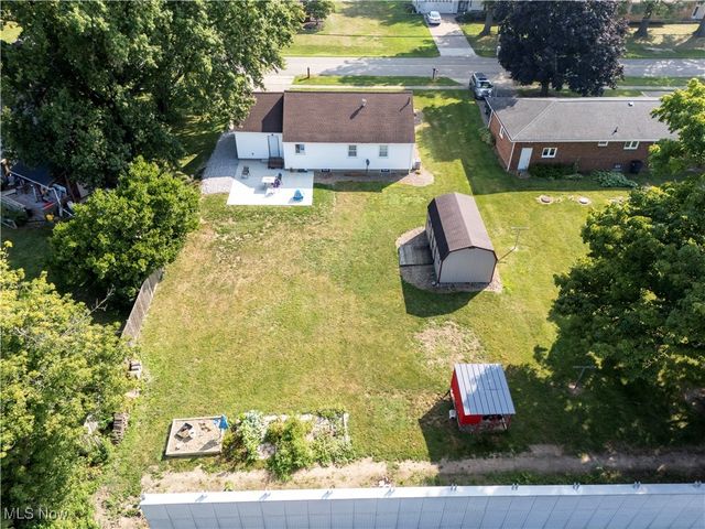 13506 Kauffman Avenue, Sterling, OH 44276