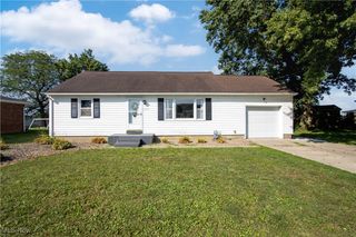 13506 Kauffman Avenue, Sterling, OH 44276