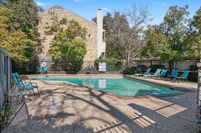 1864 Nottingham Drive, Kaufman, TX 75142