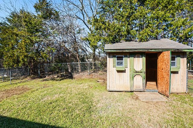 1864 Nottingham Drive, Kaufman, TX 75142