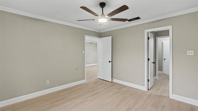 2755 Parkchester Drive, Arlington, TX 76015