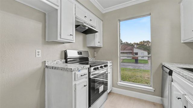2755 Parkchester Drive, Arlington, TX 76015