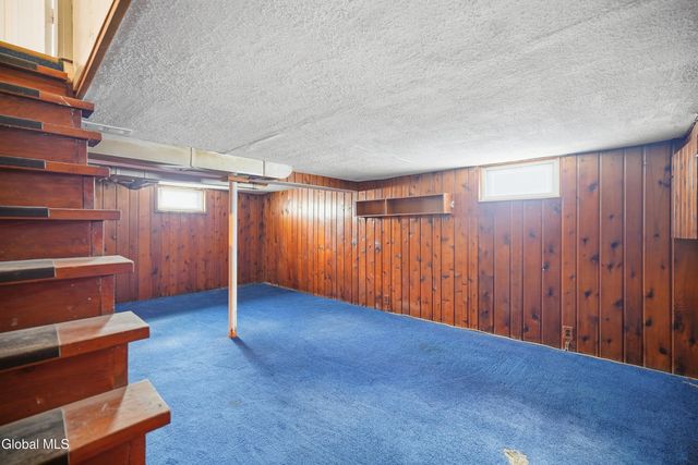 37 Rooney Avenue, Colonie, NY 12205