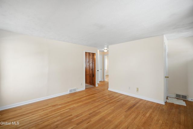 37 Rooney Avenue, Colonie, NY 12205